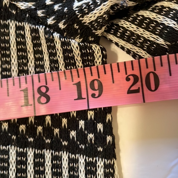 LuLaRoe Sarah Long Open Cardigan with Pockets Size Small - Picture 7 of 8